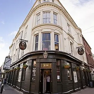The Dickens Bar & Bed and breakfast